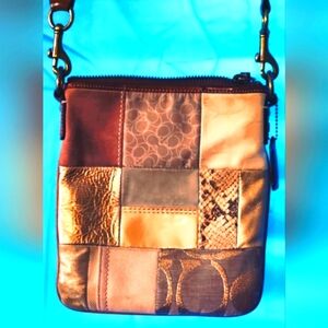 Coach Crossbody purse bag baroque minor wear see pic Pristine interior, leather.